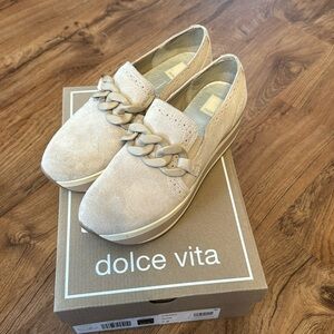 Dolce Vita slip ons
